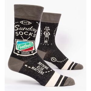 Blue Q Sunday M-Crew Socks